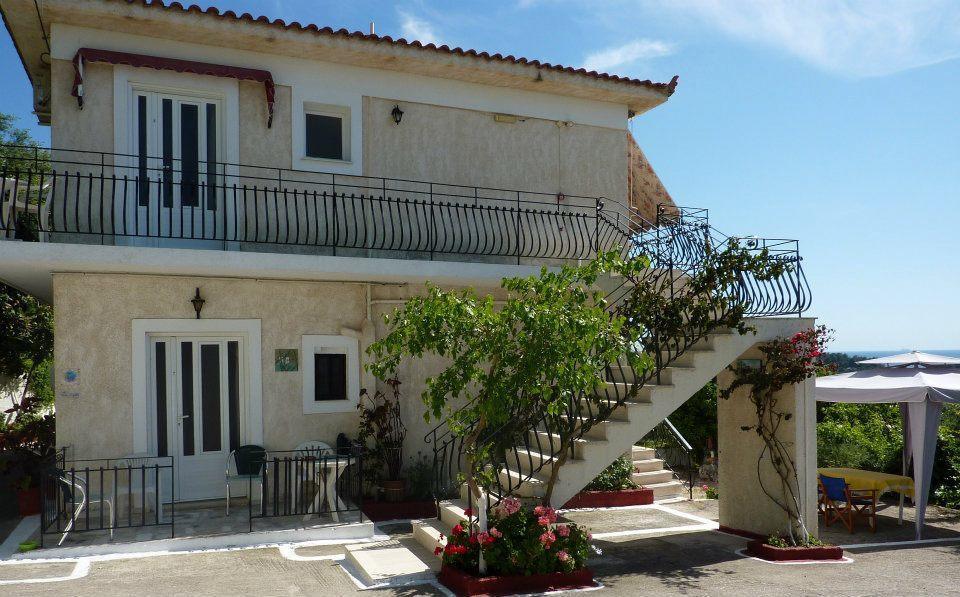 Raymondos Apartments Ласи Екстериор снимка