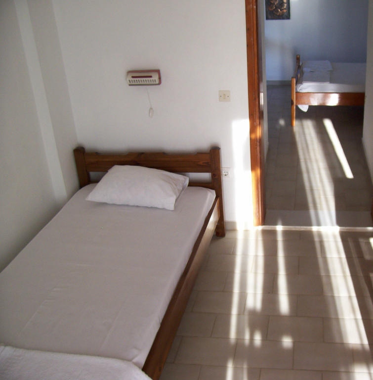 Raymondos Apartments Ласи Стая снимка